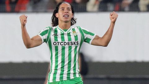 El mexicano Diego Lainez se estrenó como goleador del Real Betis en un partido de Europa League.