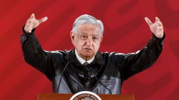 López Obrador reconoció el trabajo de toda la producción de "Roma".