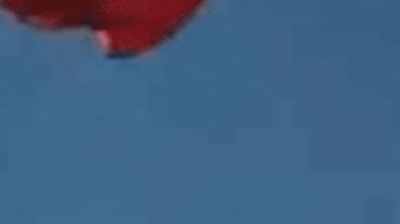 El fuerte viento provocó el accidente,