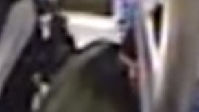 El desespero del padre fue captado en cámara.