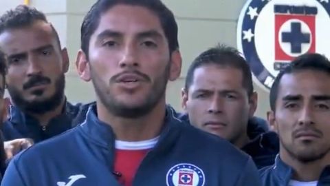 Jesús Corona y toda la plantilla del Cruz Azul se 'defendieron' de las declaraciones de César Martínez.