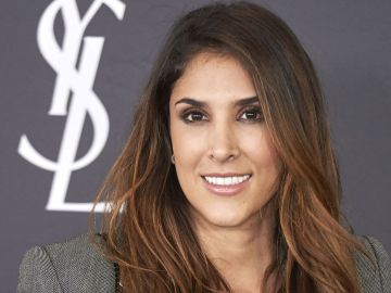 El bikini "nude" de Daniela Ospina que debe haber dejado viendo