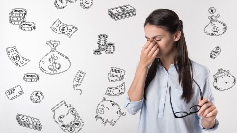 Pese a que apenas hace una década hubo una crisis del crédito y recesión, los americanos vuelven a endeudarse./Shutterstock