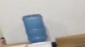 Las imágenes del doctor cenando.