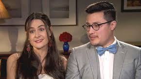 Se casaron 12 veces en un año.