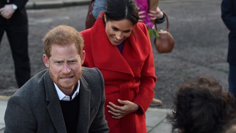 El príncipe Harry junto a la duquesa de Sussex.