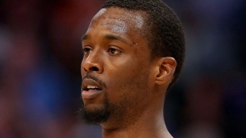 Harrison Barnes dejó de pertenecer a los Dallas Mavericks en pleno juego.