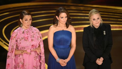 De izq. a dcha: Maya Rudolph, Tina Fey, y Amy Poehler.