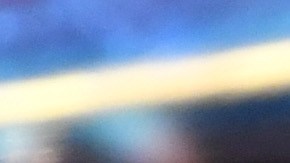 Melissa Berton (centro) y Rayka Zehtabchi (derecha) recogieron el óscar de 'Period. End of Sentence.'.