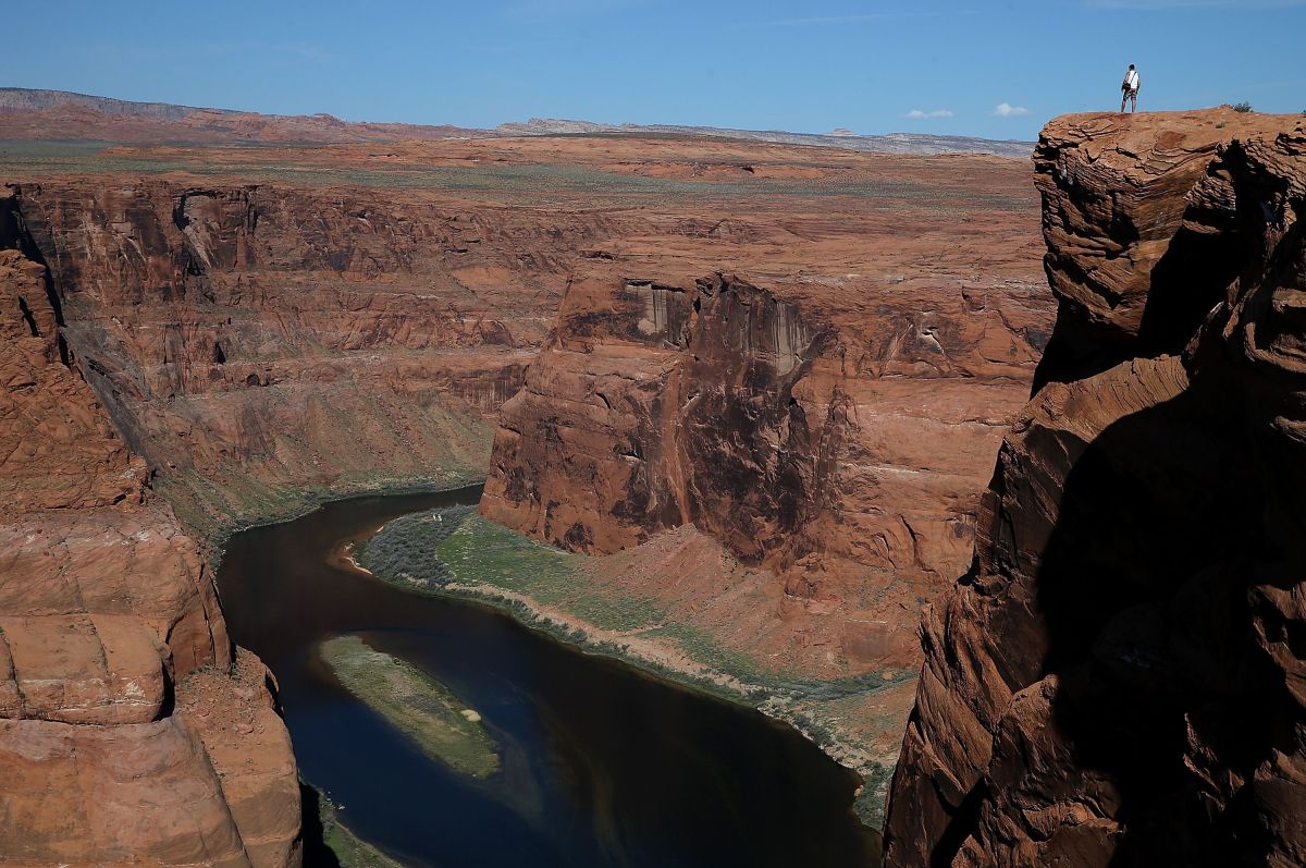 Imágenes del 2015 muestran ya la disminución de la corriente del agua en partes del río Colorado.   