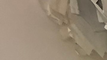 Los costureros Sabrina Rosado, Freddy Tirado y Sonia Herrera de Burgas.