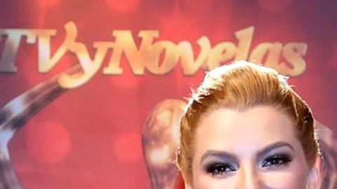 Marjorie de Sousa y Gabriel Soto