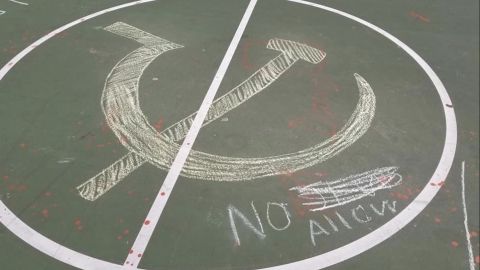 Uno de los dibujos en la cancha de baloncesto de P.S. 139