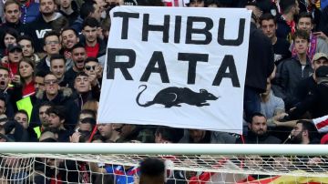 La afición del Atlético de Madrid se lanzó con todo en contra de Thibaut Courtois