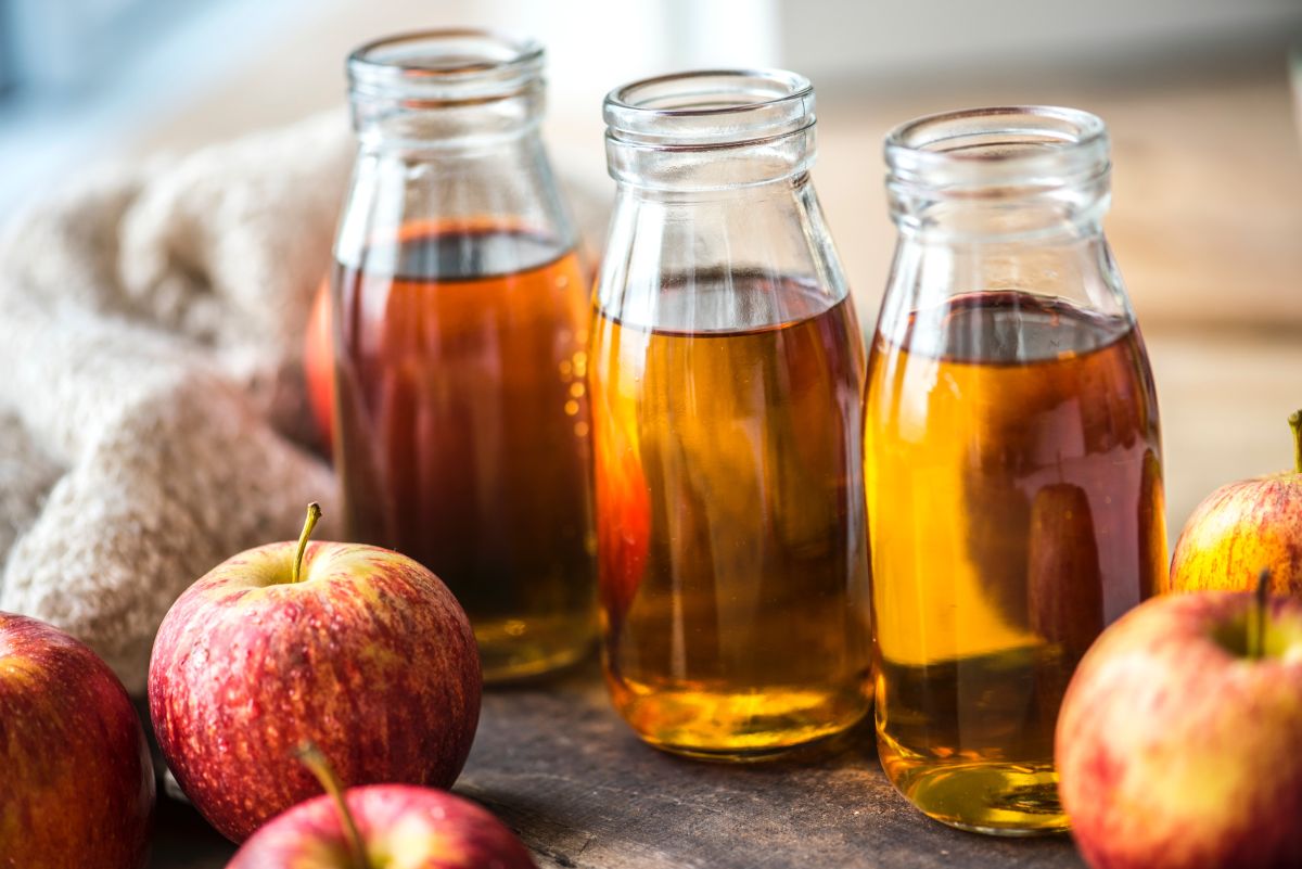 El vinagre de manzana tiene sus beneficios.