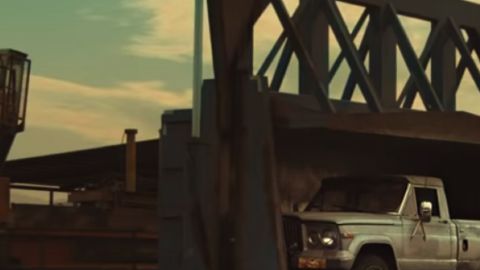 Entre otras cosas, el comercial también destruyó el corazón de los amantes de autos clásicos