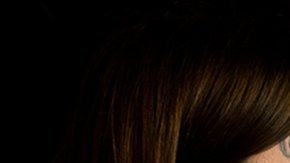 105721599_kayleigh-peach-close