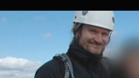 Mark Kennedy con "Lisa" durante su viaje a los Alpes italianos, cuando se hacía llamar Mark Stone.