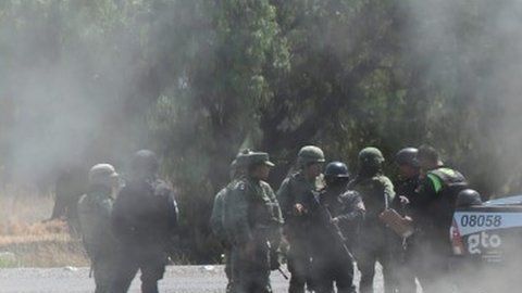 El cártel de Santa Rosa de Lima responde violentamente al cerco.
