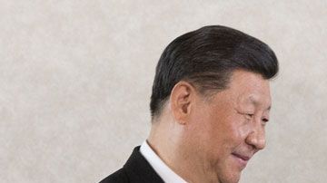 El presidente de China, Xi Jinping, y el presidente de Italia, Sergio Mattarella.