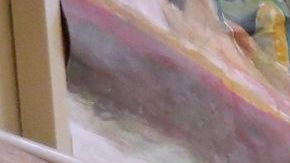 Votantes asisten a un colegio electoral en el Este de Los Ángeles.