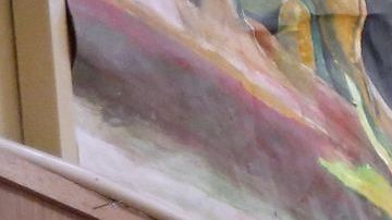 Votantes asisten a un colegio electoral en el Este de Los Ángeles.