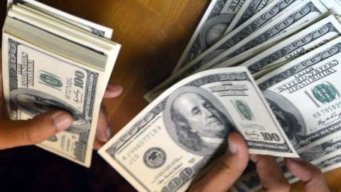 Dinero en efectivo.