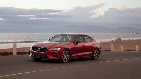Volvo S60 R-Design  2019