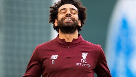 El egipcio del Liverpool Mohamed Salah se llevó el premio al Mejor Gol de la FIFA. (Foto: EFE/Peter Powell)