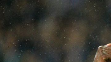 Jugadores del Porto celebran la victoria ante la Roma en octavos de final de la Champions League.