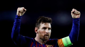 Lionel Messi colaboró con un doblete en el triunfo 5-1 del Barcelona sobre el Lyon