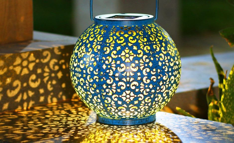 5 lámparas de energía solar para decorar e iluminar tu jardín | El