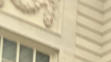 Residentes de Chinatown rechazan la instalación de una cárcel en su área.