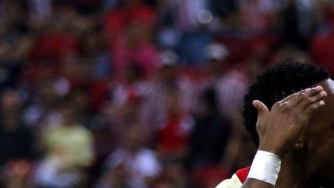 América se impuso 0-2 a Chivas en el estadio Akron de Guadalajara
