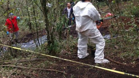 La búsqueda en una nueva fosa clandestina en el oriental estado mexicano de Veracruz ha arrojado hasta el momento el hallazgo de 15 cuerpos