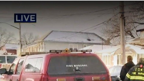 FDNY en la escena tras controlar el fuego