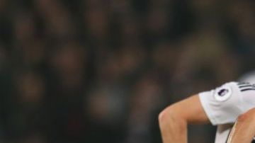 "Chicharito" Hernández provocó un penal en el triunfo del West Ham frente al Newcastle