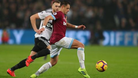 "Chicharito" Hernández provocó un penal en el triunfo del West Ham frente al Newcastle