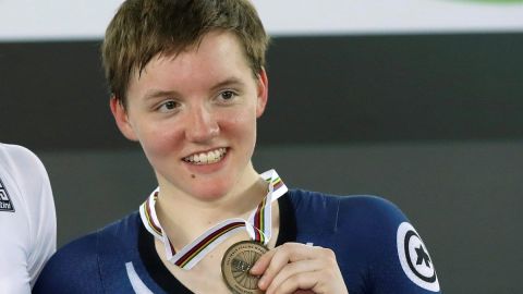 La ciclista estadounidense Kelly Catlin fue hallada muerta en su casa en California.