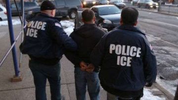 Grupos pro inmigrantes denuncian acoso de ICE