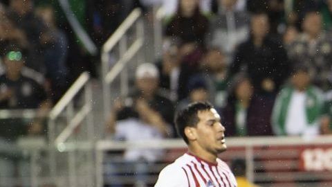 La selección mexicana se impuso a su similar de Paraguay en el Levis Stadium de Santa Clara, California.