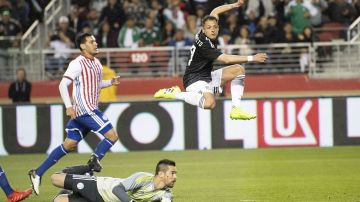 La selección mexicana se impuso a su similar de Paraguay en el Levis Stadium de Santa Clara, California.