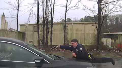 Imágenes de la grabación distribuida por la policía de Little Rock.
