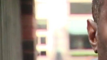 Pagó cárcel por una violación y un robo que no cometió