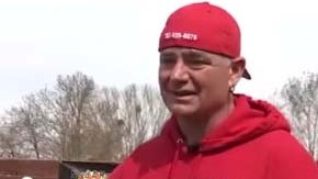 Jason Windus reside en la ciudad californiana de Santa Rosa.