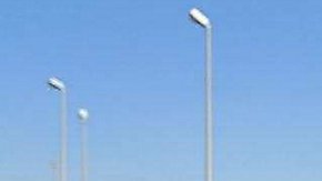 Un oficial con el polizonte cuadrúpedo