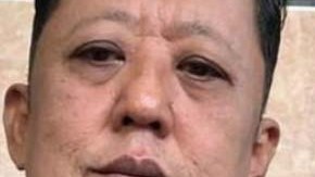 Arnon Rodthong buscaba con urgencia marido para su hija Karnsita.