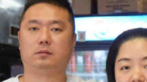 Parejas de inmigrantes son víctimas de de la estrategia"anzuelo" de ICE.