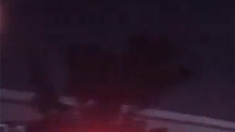 El conductor del otro vehículo huyó de la escena.