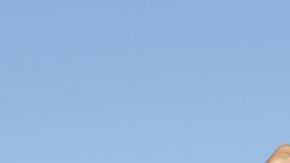 La falta de hormonas causa síntomas como los sofocones.